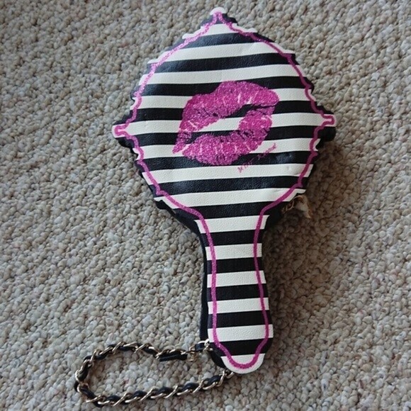 Betsey Johnson Handbags - Super fun Betsey Johnson Glitter lips Mirror wristlet